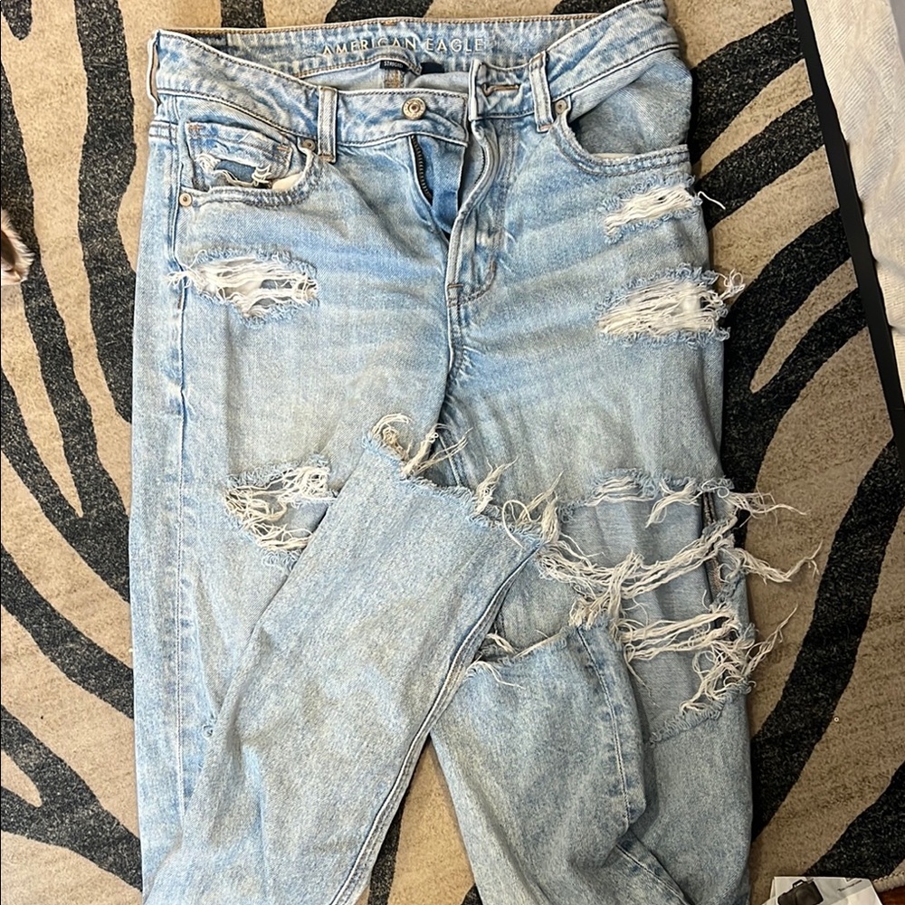 American Eagle Outfitters Light Blue Distressed Women's Jeans